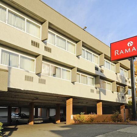 Ramada Vancouver Exhibition Park Hotell Exteriör bild